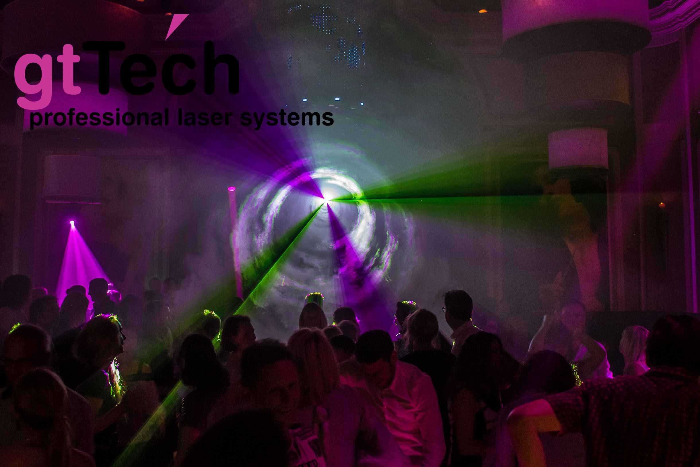 Lasertunnel - erstellt mit Pangolin QuickShow - ausgegeben mit Kvant ClubMax Laser Lasertunnel - erstellt mit Pangolin QuickShow - ausgegeben mit Kvant ClubMax Laser